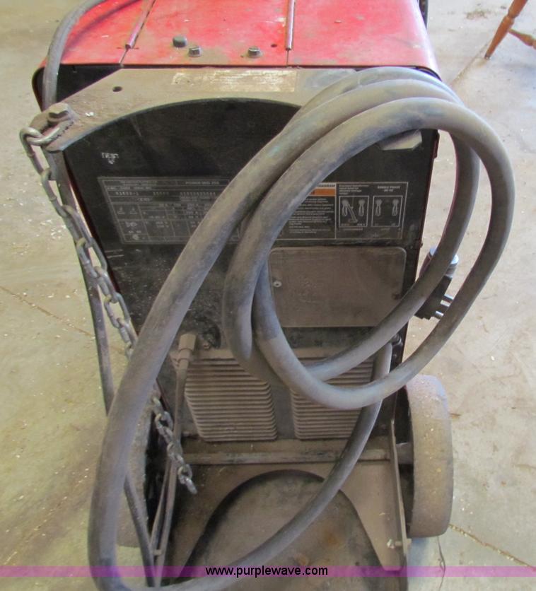 image for item I9682 Lincoln Power mig welder