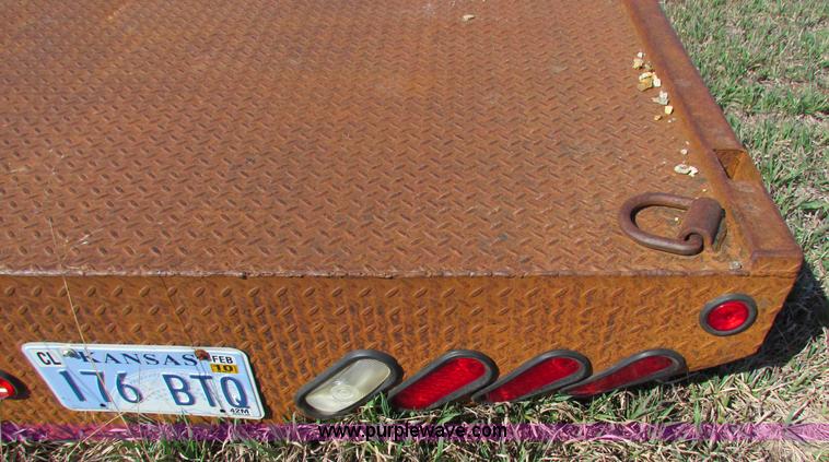 image for item I9684 11' x 8' steel flatbed