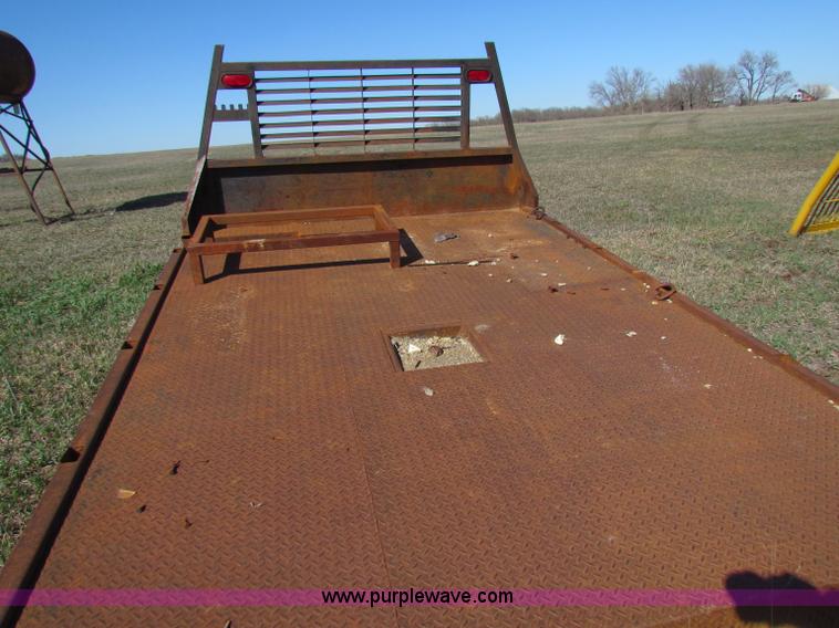 image for item I9684 11' x 8' steel flatbed