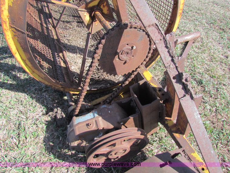 image for item I9697 Rotary rock screen