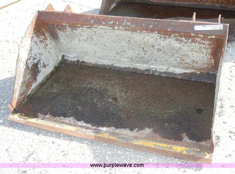 image for item U9851 48" utility bucket with weld on edge