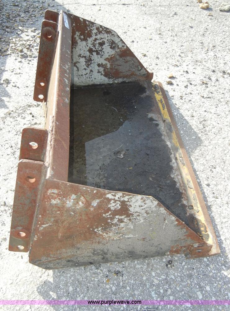 image for item U9851 48" utility bucket with weld on edge