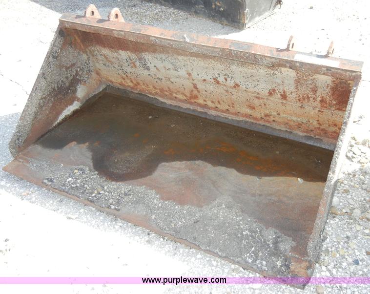 image for item U9853 52" utility bucket with weld on edge