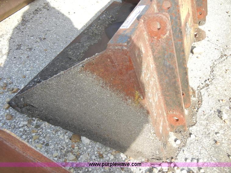 image for item U9853 52" utility bucket with weld on edge