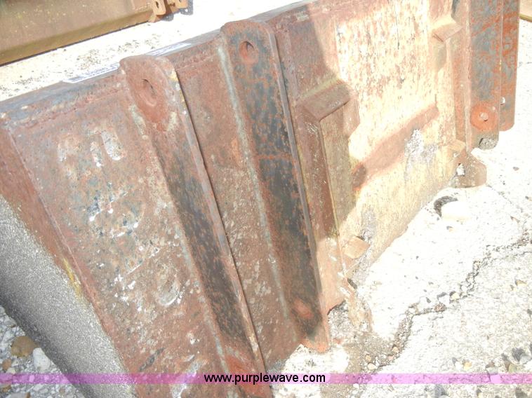 image for item U9853 52" utility bucket with weld on edge