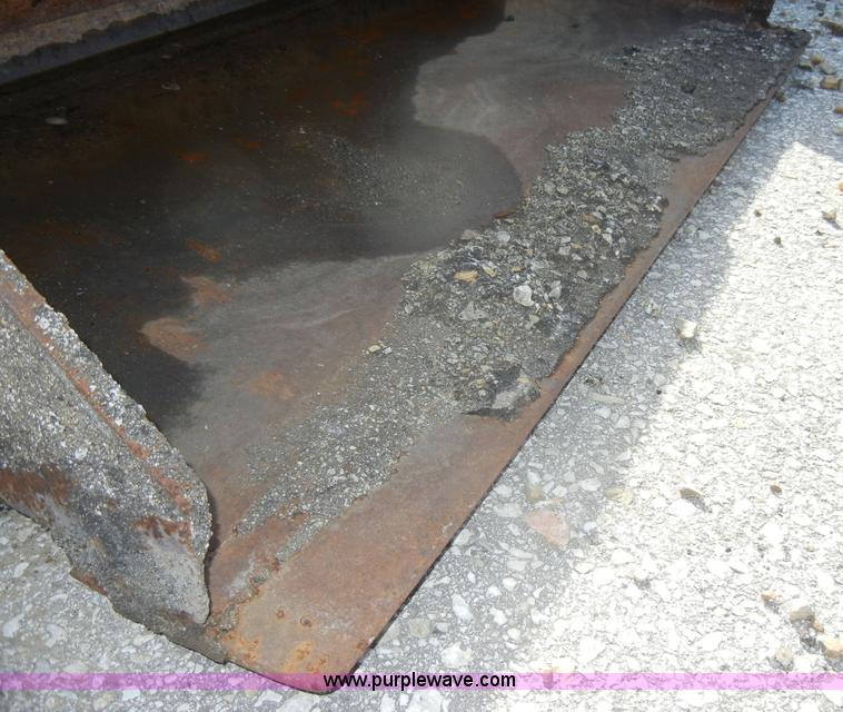 image for item U9853 52" utility bucket with weld on edge