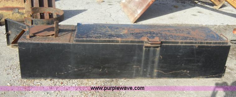 image for item U9854 Custom built truck bed box