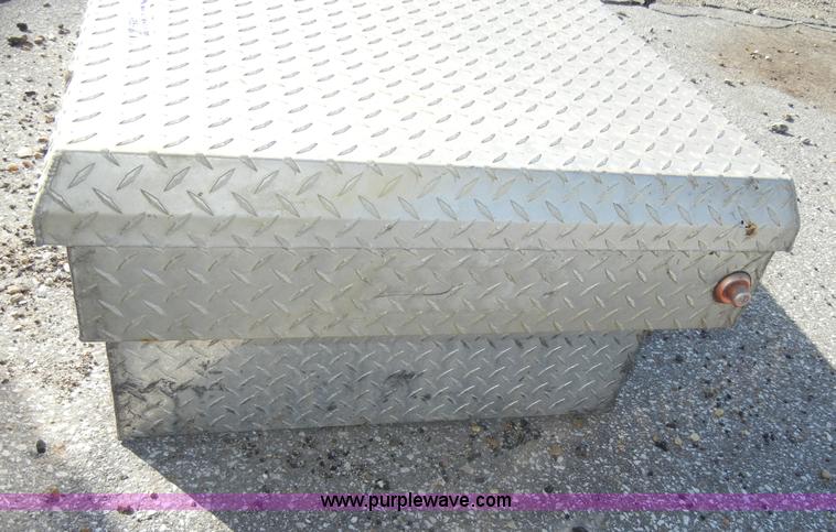 image for item U9859 Weatherguard diamond plated toolbox