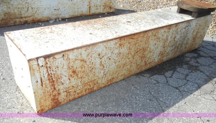 image for item U9863 Truck toolbox