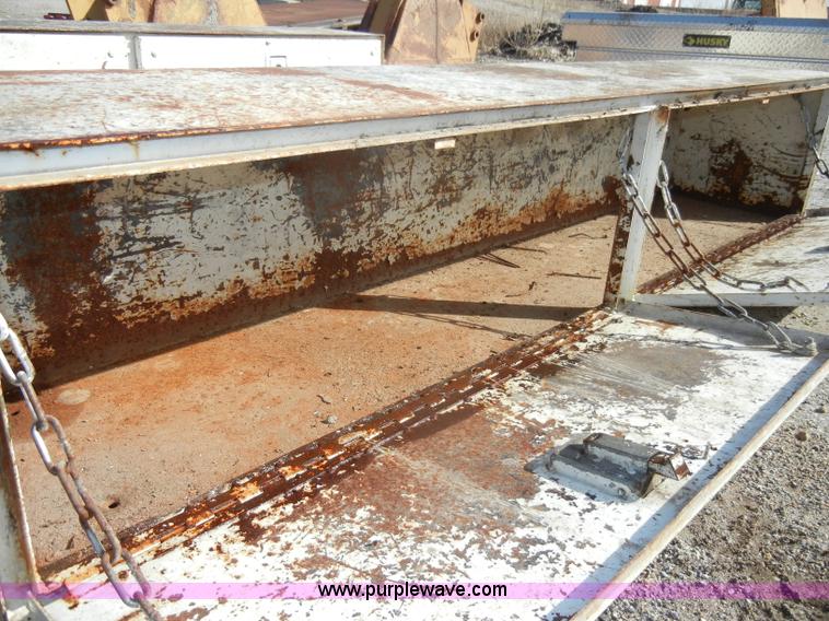 image for item U9864 Truck toolbox