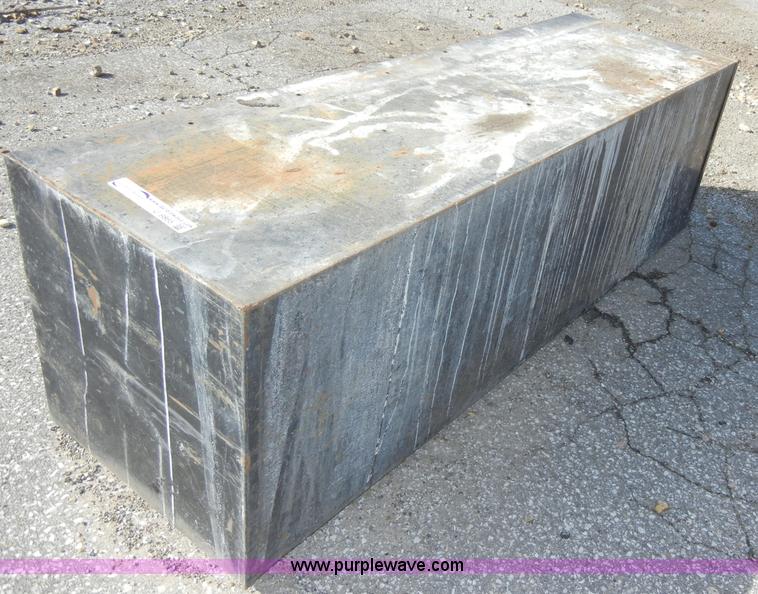 image for item U9865 Truck toolbox