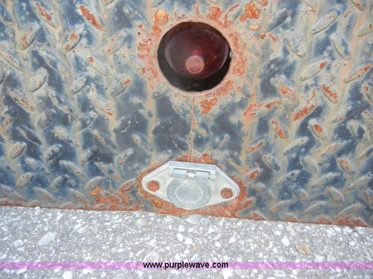 image for item U9867 Pickup flatbed