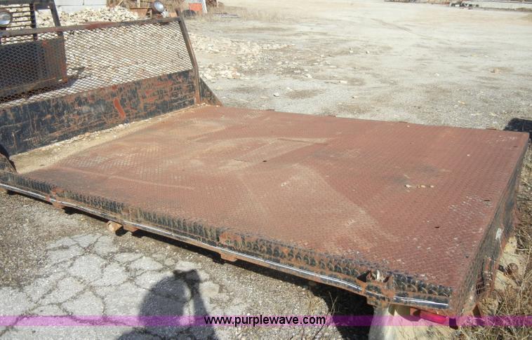 image for item U9868 Pickup flatbed