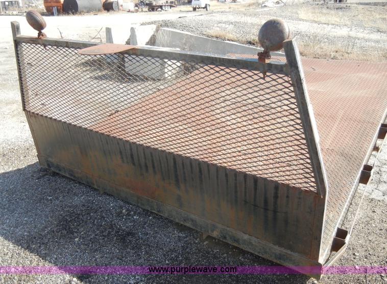 image for item U9868 Pickup flatbed