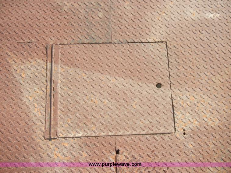 image for item U9868 Pickup flatbed