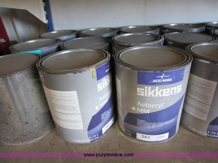 image for item V9004 Large assortment of Sikkens paint products