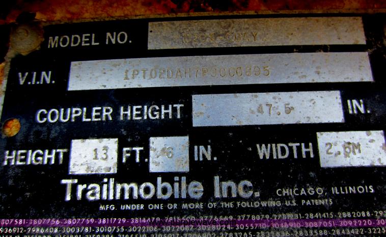 image for item A5600 1993 Trailmobile 53' semi van trailer