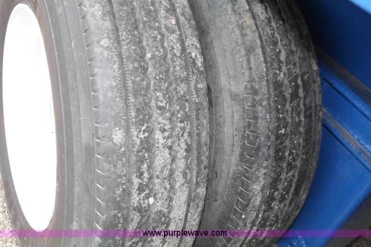 image for item A6929 1982 Fruehauf flatbed trailer