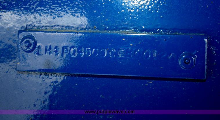 image for item A6929 1982 Fruehauf flatbed trailer