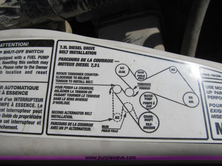 image for item A8074 2000 Ford F350 Lariat Super Duty SuperCab truck with utility bed