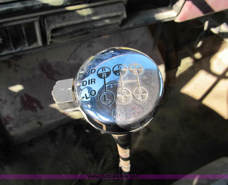 image for item A8076 1978 International F2554 dump truck