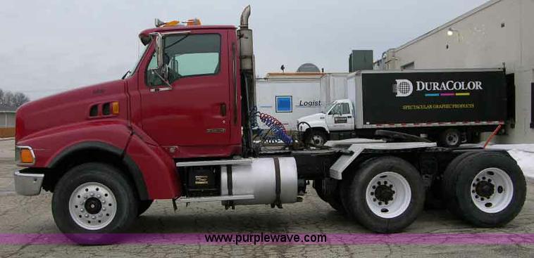 image for item B1009 1999 Sterling LT9522 T/A heavy spec lowboy truck tractor
