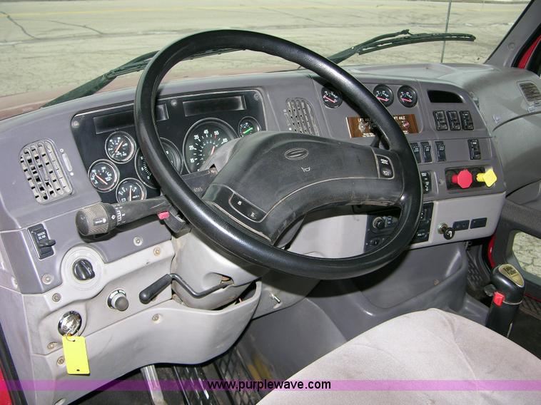 image for item B1009 1999 Sterling LT9522 T/A heavy spec lowboy truck tractor