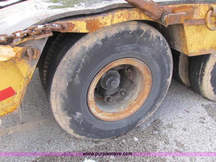 image for item B2616 1979 Chancey BT35SPS double axle lowboy trailer