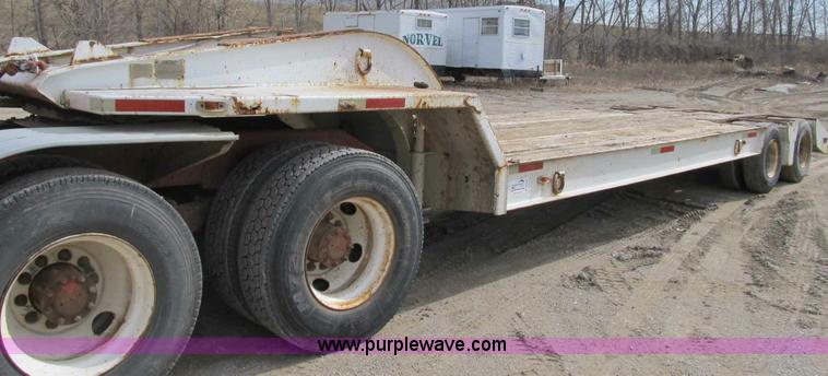 image for item B2626 1984 Phelan WT-25K lowboy trailer