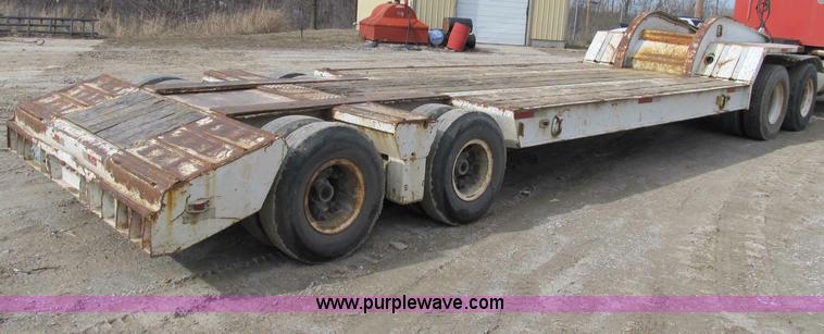 image for item B2626 1984 Phelan WT-25K lowboy trailer
