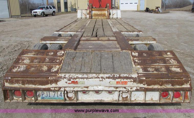 image for item B2626 1984 Phelan WT-25K lowboy trailer
