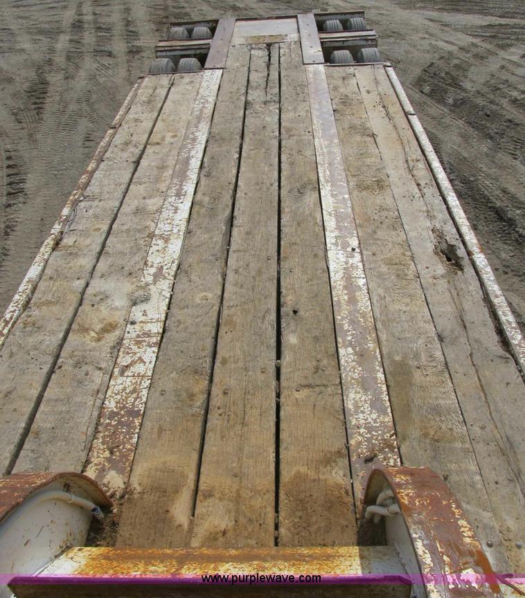 image for item B2626 1984 Phelan WT-25K lowboy trailer