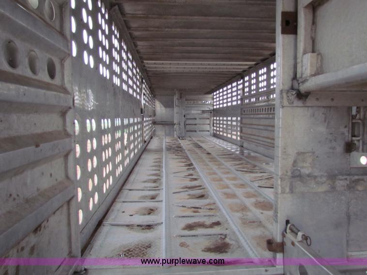 image for item B7138 1984 Merritt 48' livestock trailer