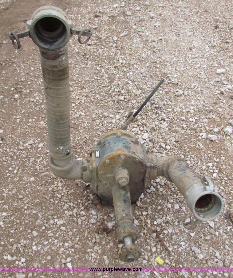 image for item B7140 1986 Fruehauf tanker trailer