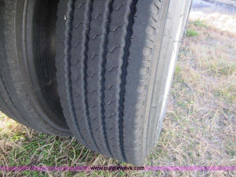 image for item C5269 1996 Fruehauf 48' step deck trailer