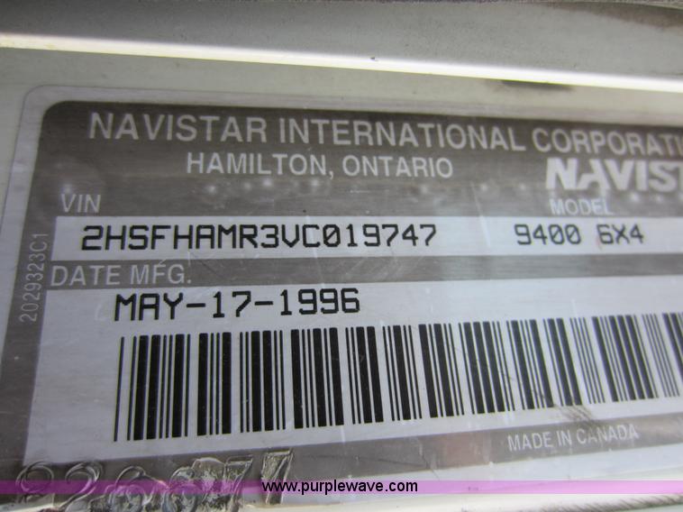 image for item C5304 1997 International 9400 semi truck