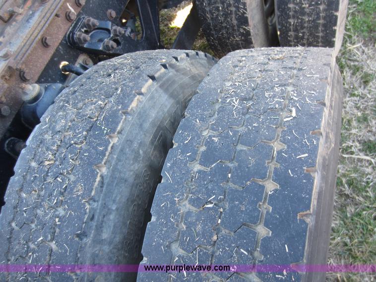 image for item C5307 2000 Kenworth W900B semi truck