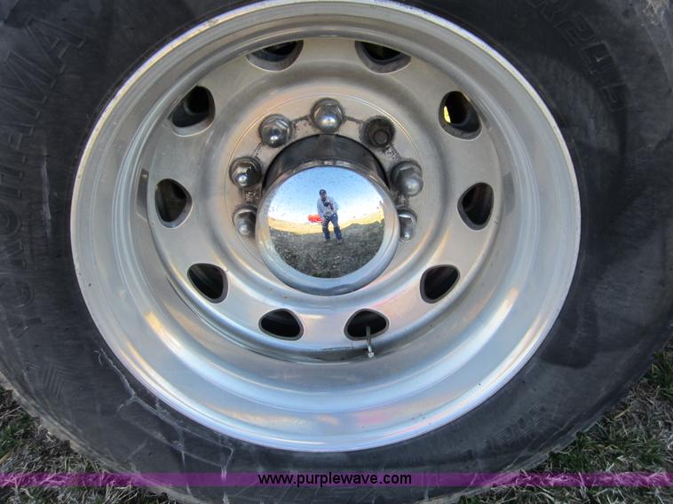 image for item C5307 2000 Kenworth W900B semi truck