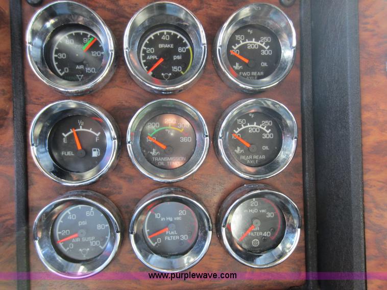 image for item C5307 2000 Kenworth W900B semi truck