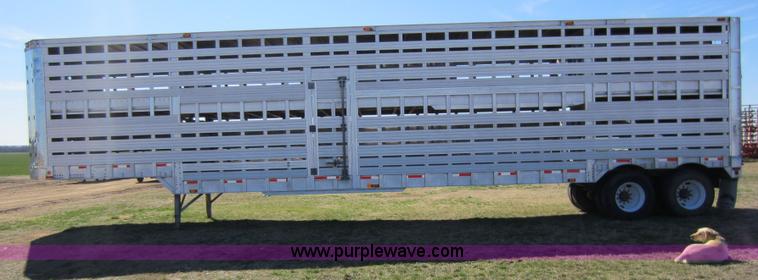 image for item C5309 1982 American 48' livestock trailer