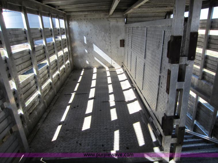 image for item C5309 1982 American 48' livestock trailer