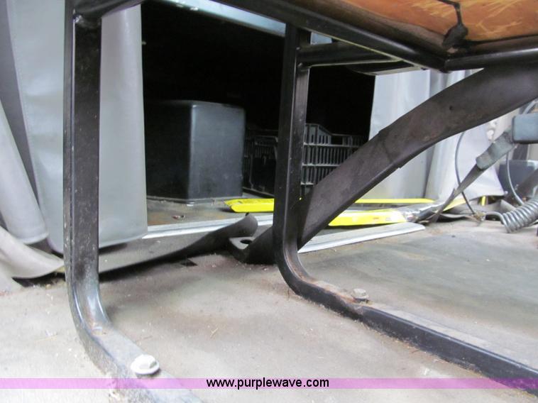 image for item D3034 2003 Sterling A9500 semi