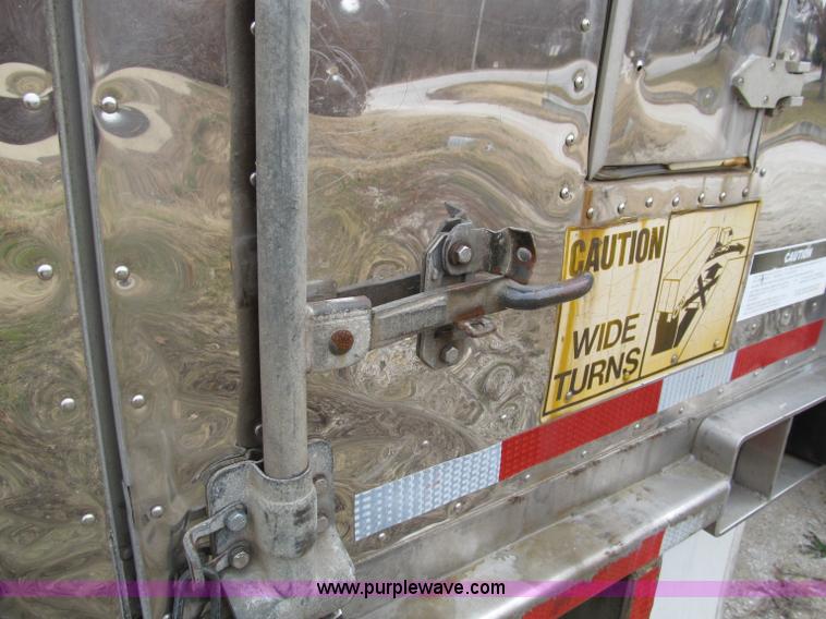 image for item D3037 1994 Great Dane 48' reefer trailer