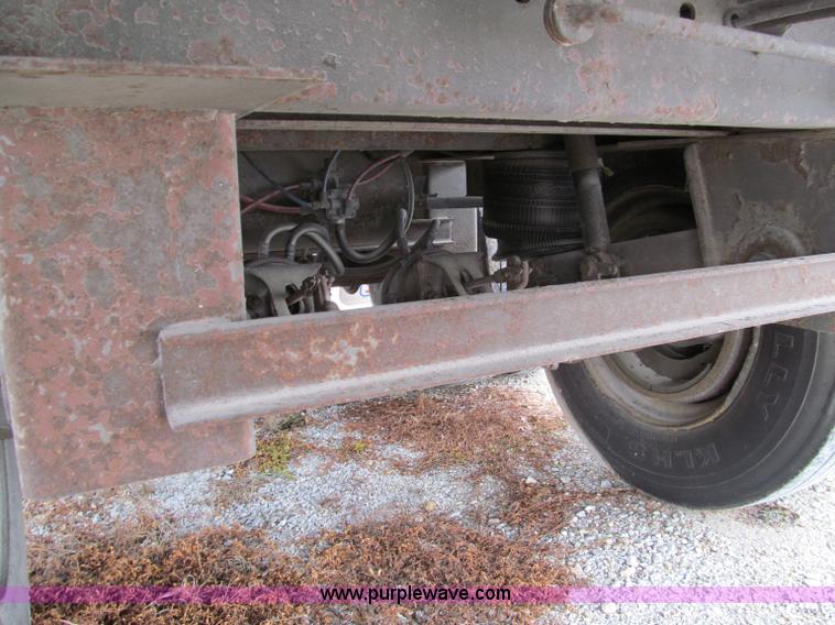 image for item D3040 1996 Wabash 48' reefer trailer