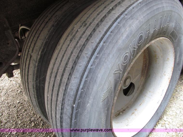 image for item D3046 1989 Timpte 48' reefer trailer