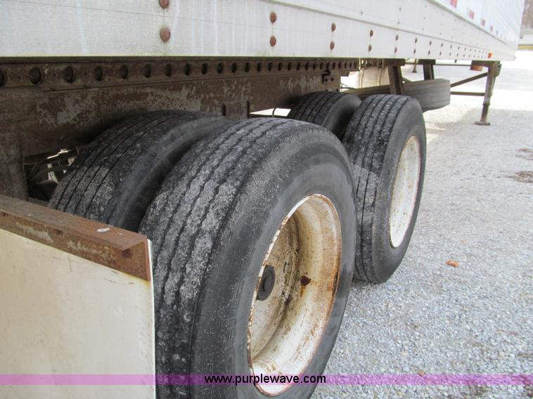 image for item D3047 1989 American 48' reefer trailer