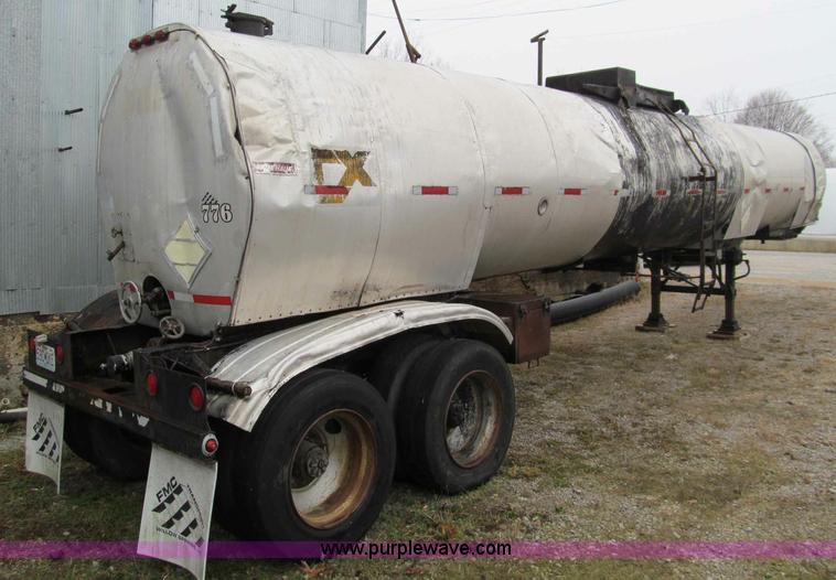 image for item D3062 1980 Fruehauf 42.5' insulated tank trailer