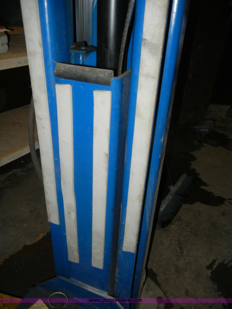 image for item A6950 Rotary lift