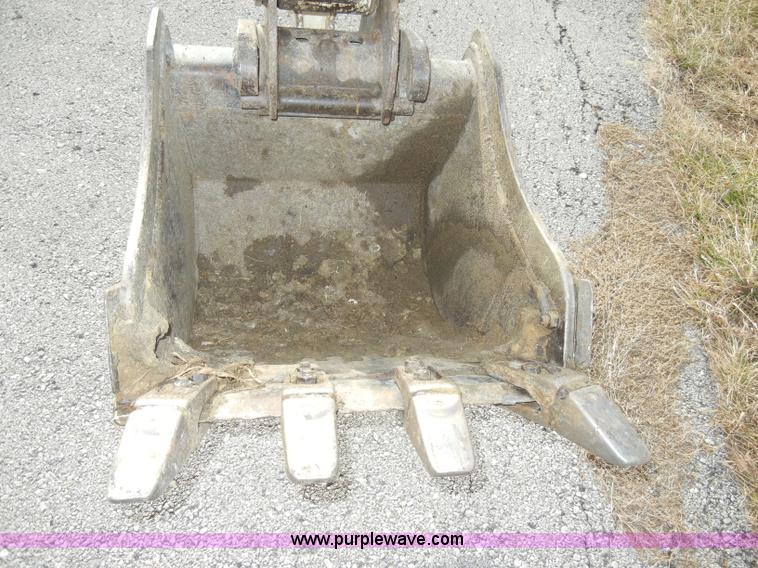 image for item C4101 2004 Bobcat 430ZHS G compact excavator