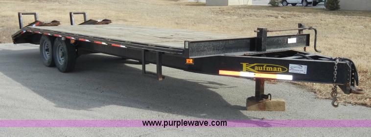 image for item C4102 2007 Kaufman 20' dual axle trailer